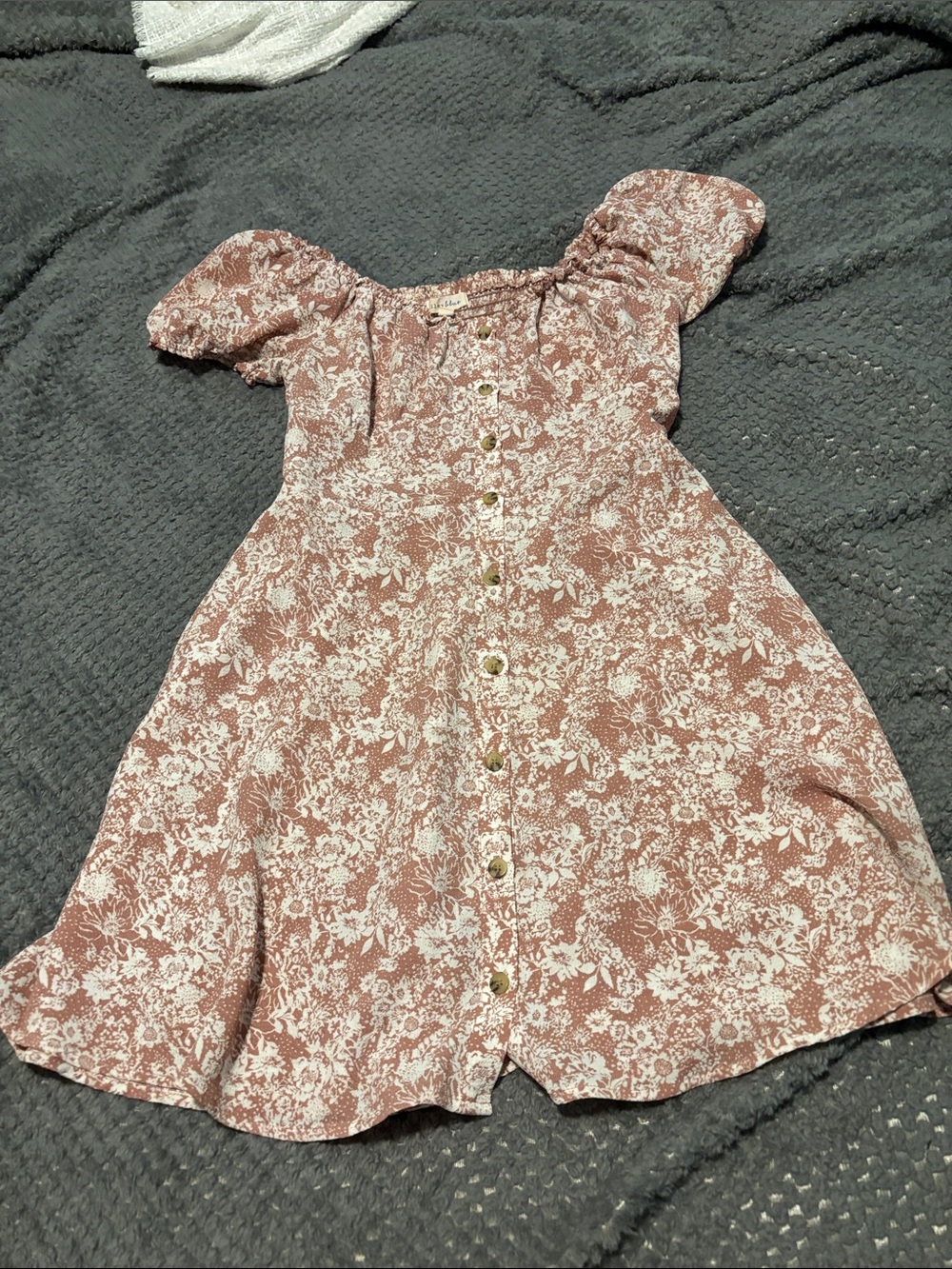 Womens size L Bailey Blue Floral Button-Front Puff Sleeve Dress - Mauve Pink